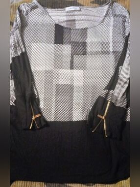 Calvin Klein B&W Blouse